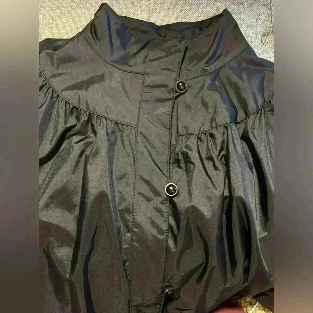 Adorable Vintage  JGALLERY rain coat. Button up. - Picture 4 of 7